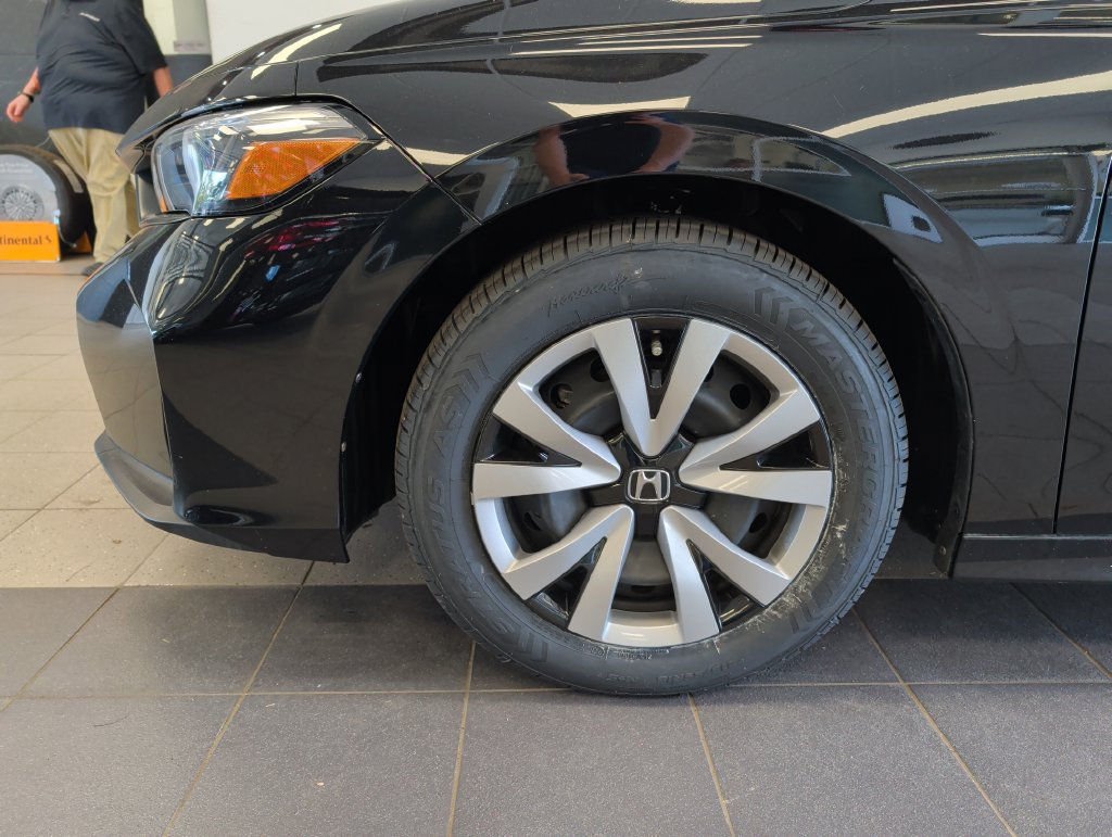 Used 2026 Honda Civic LX image 32