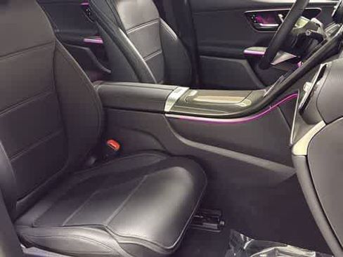 Certified 2025 Mercedes-Benz GLC 300 4MATIC image 35