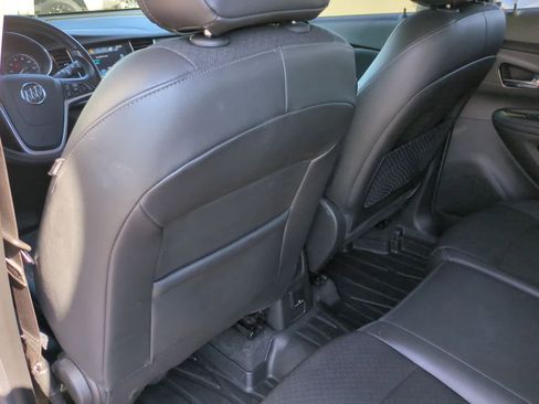 Used 2020 Buick Encore Preferred w/ Safety Package image 18
