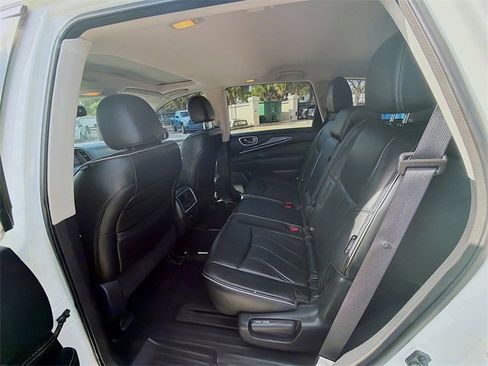 Used 2020 INFINITI QX60 Luxe w/ Essential Package image 24