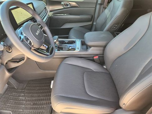 New 2026 Kia Carnival SX w/ SX Dark Edition Package image 9