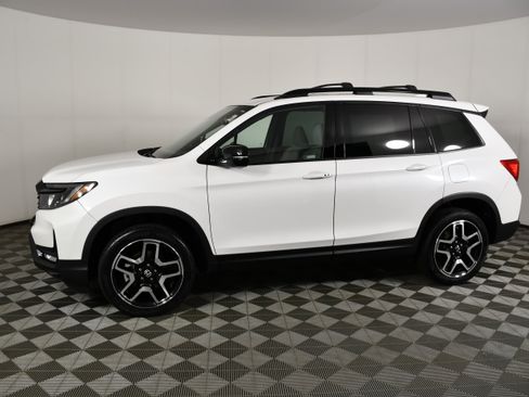 Certified 2023 Honda Passport Elite image 9