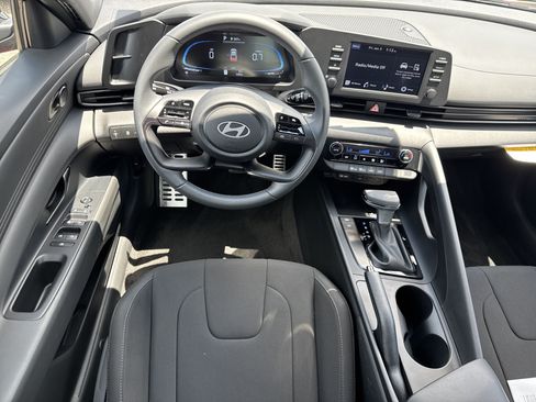 Certified 2026 Hyundai Elantra Sport w/ Cargo Package FWD image 7