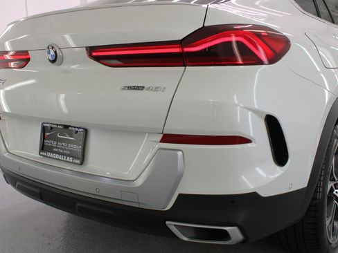 Used 2020 BMW X6 sDrive40i w/ Premium Package RWD image 23