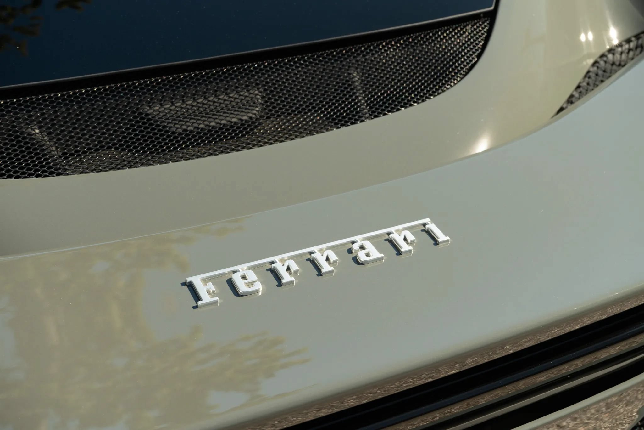 Used 2023 Ferrari 296 GTB RWD image 46