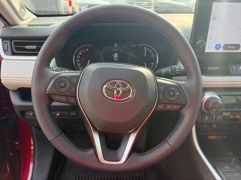 Used 2025 Toyota RAV4 XLE Premium w/ Weather Package AWD/4WD image 12