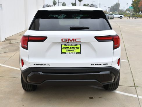 New 2026 GMC Terrain Elevation w/ Elevation Premium Package image 8