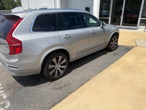 Used 2023 Volvo XC90 B6 Ultimate w/ Protection Package Premier AWD/4WD image 5