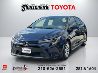Used 2025 Toyota Corolla LE video 1