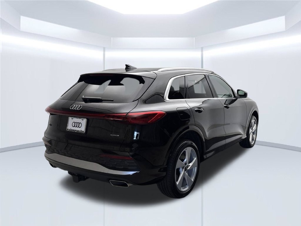 Used 2025 Audi Q5 Premium AWD/4WD image 8