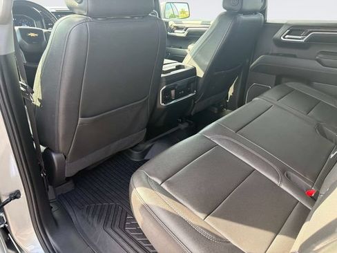Used 2023 Chevrolet Silverado 1500 LTZ AWD/4WD image 16