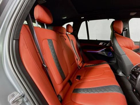 Used 2025 BMW X5 M Competition w/ Executive Package image 29