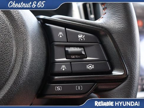 Used 2025 Subaru Crosstrek 2.5i Limited AWD/4WD image 28