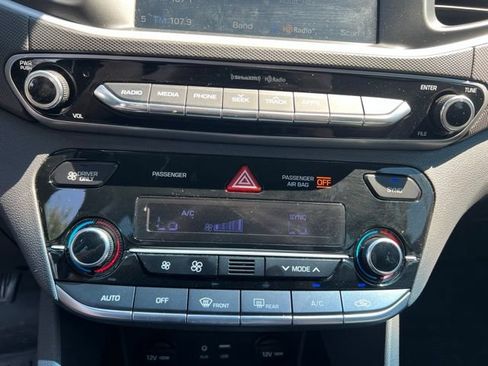 Used 2019 Hyundai Ioniq SEL FWD image 20