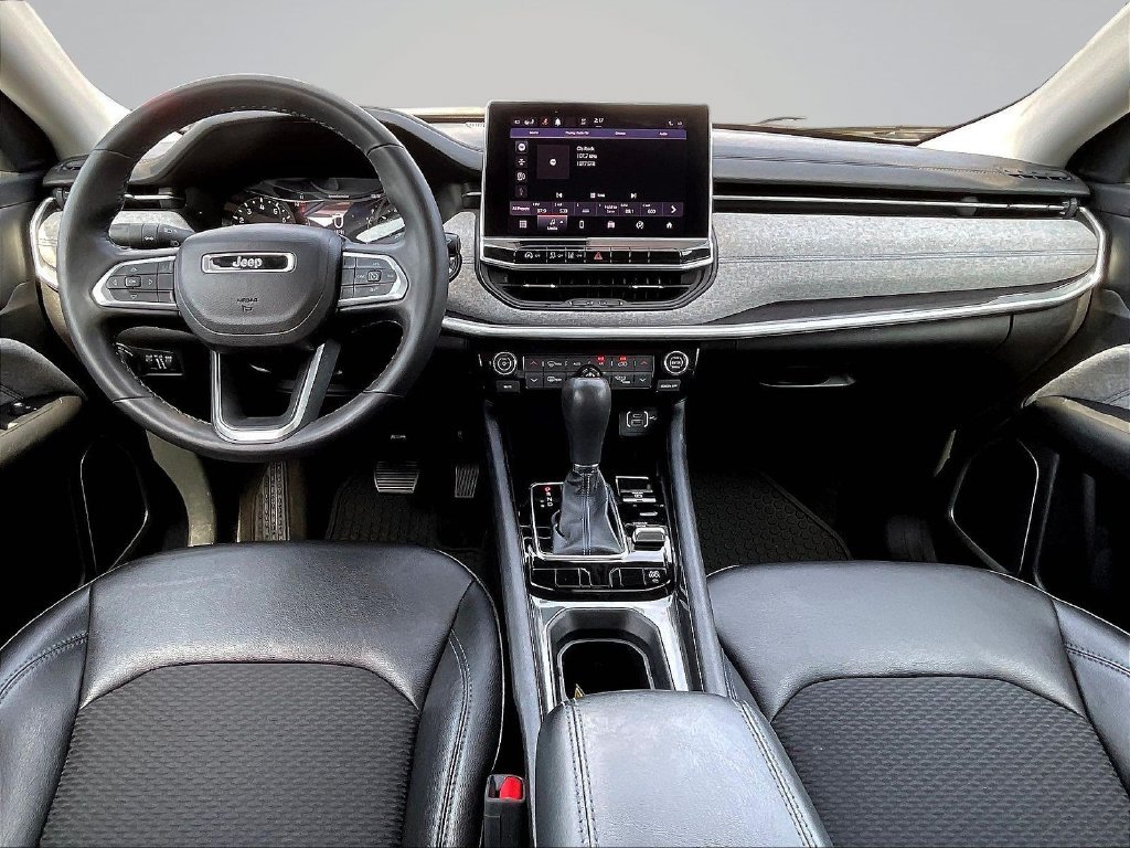 Used 2022 Jeep Compass Latitude w/ Convenience Group AWD/4WD image 9