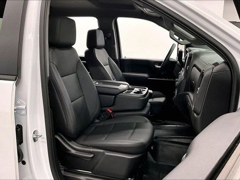 Used 2025 Chevrolet Silverado 2500 W/T w/ WT Convenience Package image 8