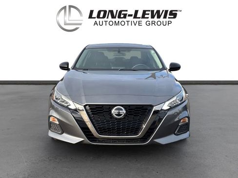 Used 2019 Nissan Altima 2.5 SR w/ SR Premium Package image 11