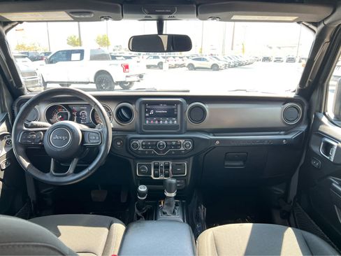 Used 2021 Jeep Wrangler Unlimited Sport AWD/4WD image 24