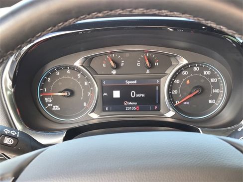 Used 2023 Chevrolet Traverse RS image 19