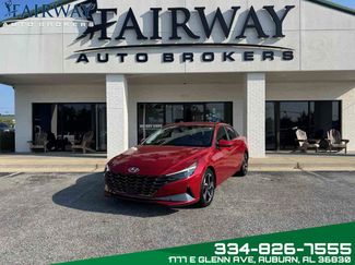 Used 2023 Hyundai Elantra Limited image 1