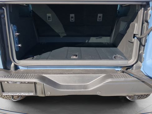 New 2025 Ford Bronco Badlands image 41