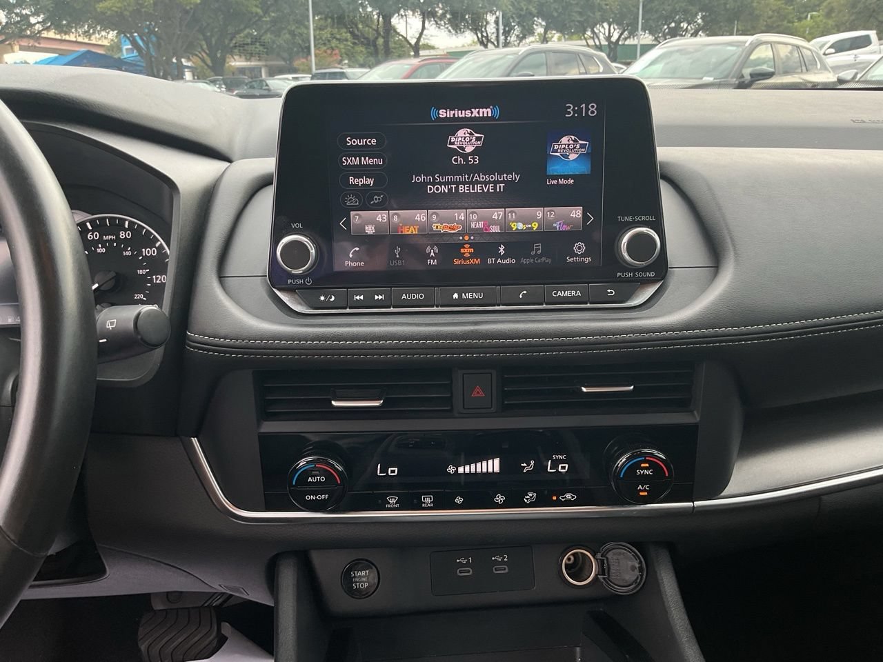 Used 2025 Nissan Rogue SV FWD image 29