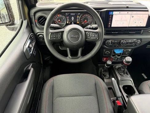 New 2026 Jeep Wrangler Unlimited Rubicon AWD/4WD image 35