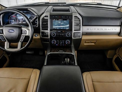 Used 2017 Ford F350 Lariat w/ Lariat Ultimate Package image 13
