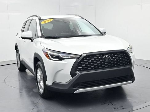 Used 2022 Toyota Corolla Cross LE w/ Black Badges Package (TMS) AWD/4WD image 2