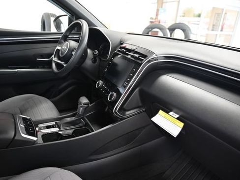 Used 2023 Hyundai Santa Cruz SEL AWD/4WD image 15