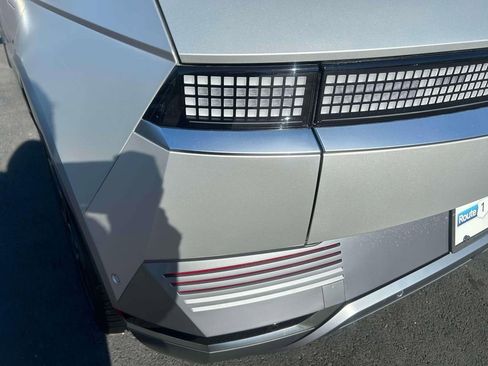 Used 2024 Hyundai Ioniq 5 Limited image 8