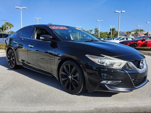 Used 2017 Nissan Maxima SR w/ Midnight Edition image 1