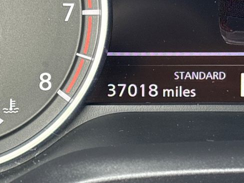 Used 2025 Nissan Rogue SV image 15