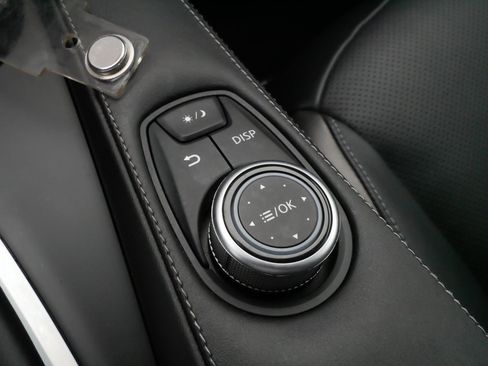 Used 2025 INFINITI QX50 Luxe image 29