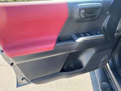 Used 2023 Toyota Tacoma SR5 w/ Technology Package image 11