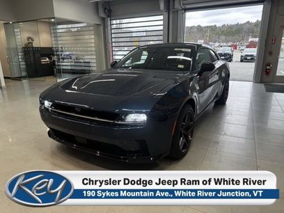 New 2024 Dodge Charger R/T w/ Plus Group