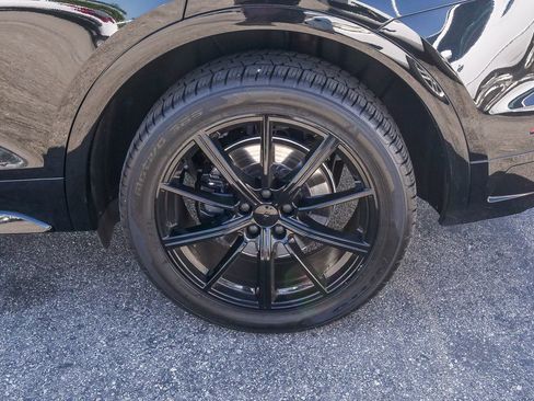 Used 2022 Audi SQ5 Premium Plus w/ Premium Plus Package image 6