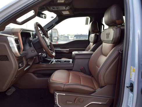 New 2026 Ford F250 King Ranch w/ Chrome Package AWD/4WD image 17