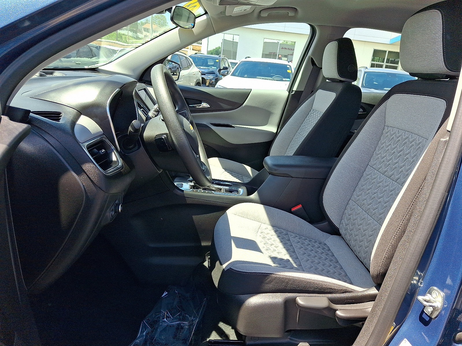 Used 2024 Chevrolet Equinox LS AWD/4WD image 16