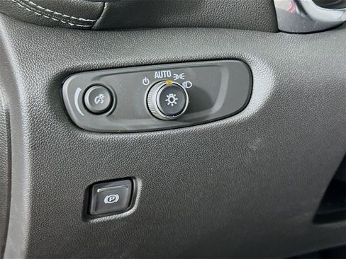 New 2025 Chevrolet Blazer LT w/ Midnight/Sport Edition image 10