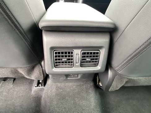 Used 2025 Toyota Camry SE FWD image 14
