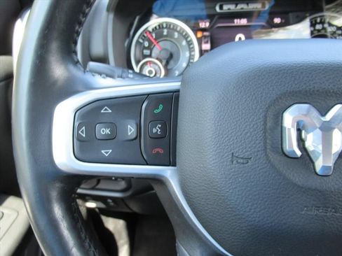 Used 2022 RAM 1500 Big Horn w/ Night Edition RWD image 22