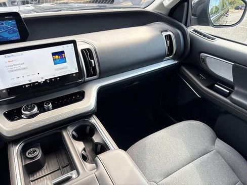 Certified 2025 Ford Expedition Active RWD image 15