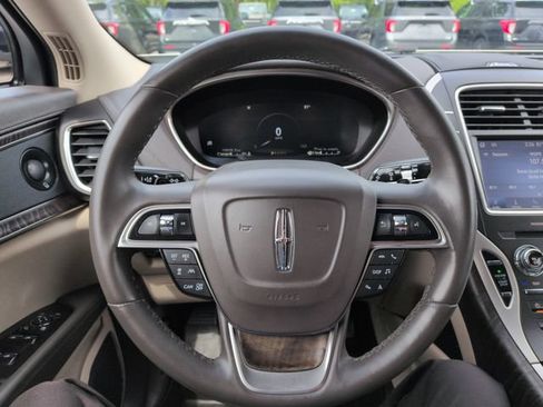 Used 2020 Lincoln Nautilus Reserve w/ Equipment Group 201A AWD/4WD image 36