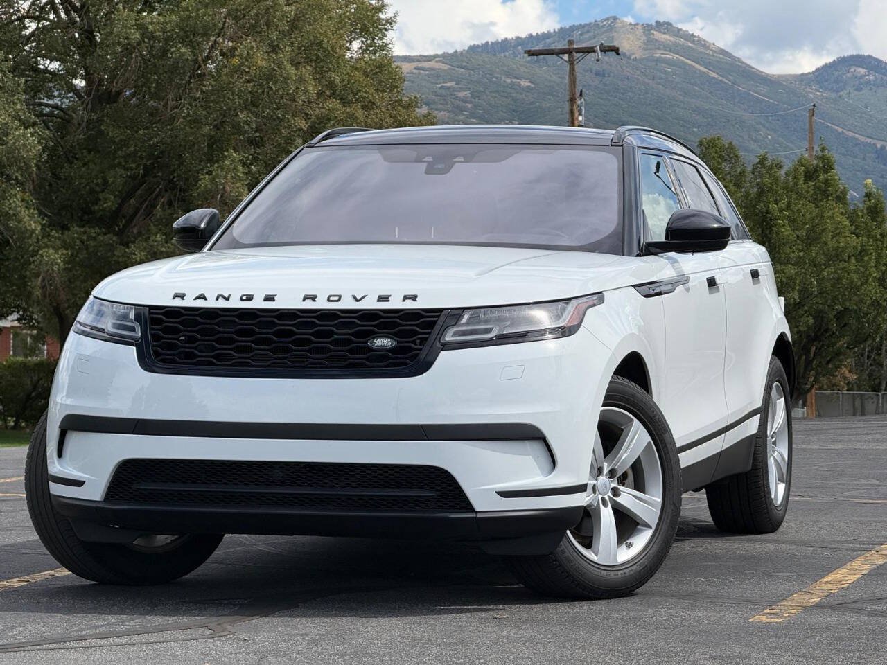 Used 2018 Land Rover Range Rover Velar S AWD/4WD image 1