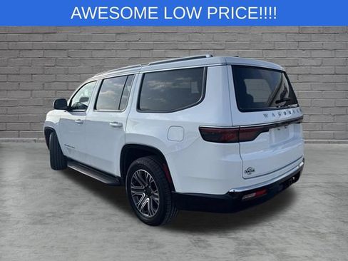 Used 2024 Jeep Wagoneer 2WD w/ Premium Group I image 3