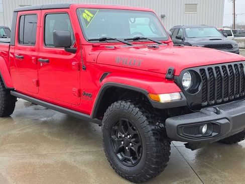 Used 2021 Jeep Gladiator Willys image 8