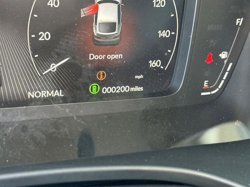 New 2025 Acura Integra image 19