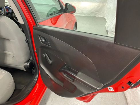 Used 2020 Chevrolet Sonic LT image 17