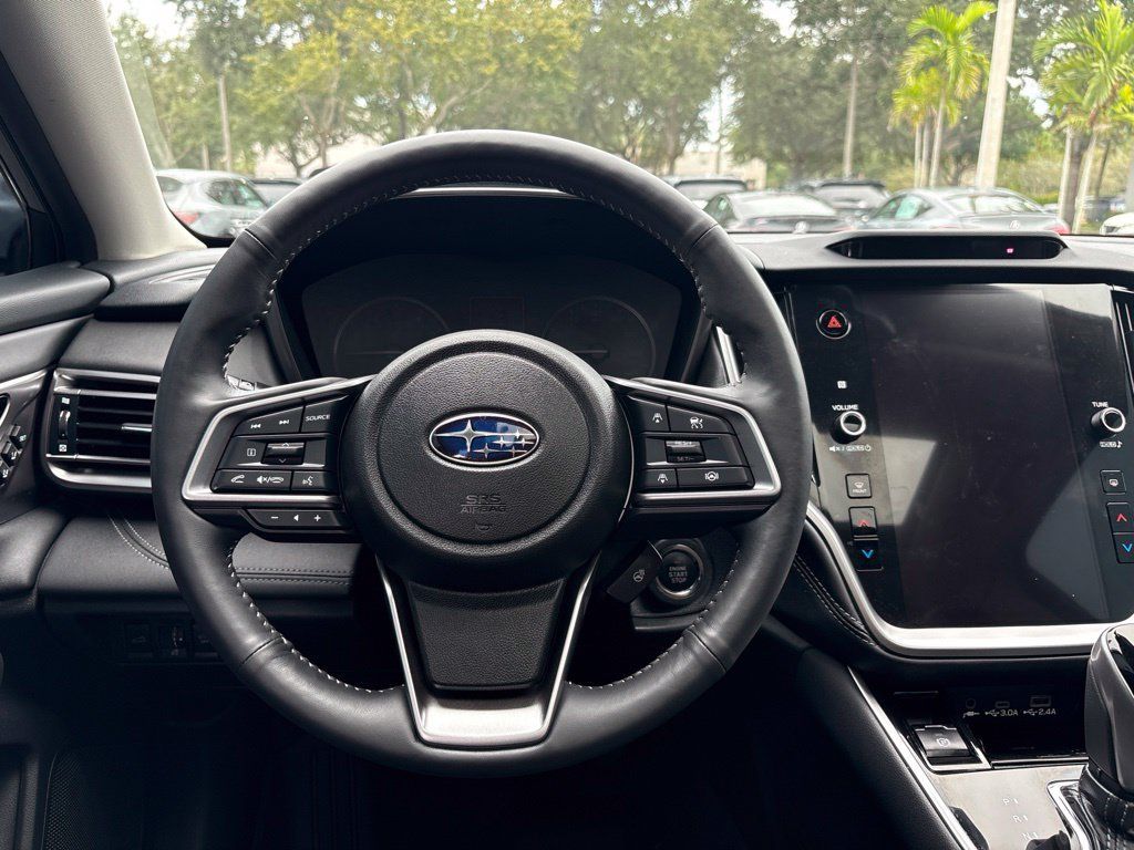 Used 2025 Subaru Outback Touring AWD/4WD image 21